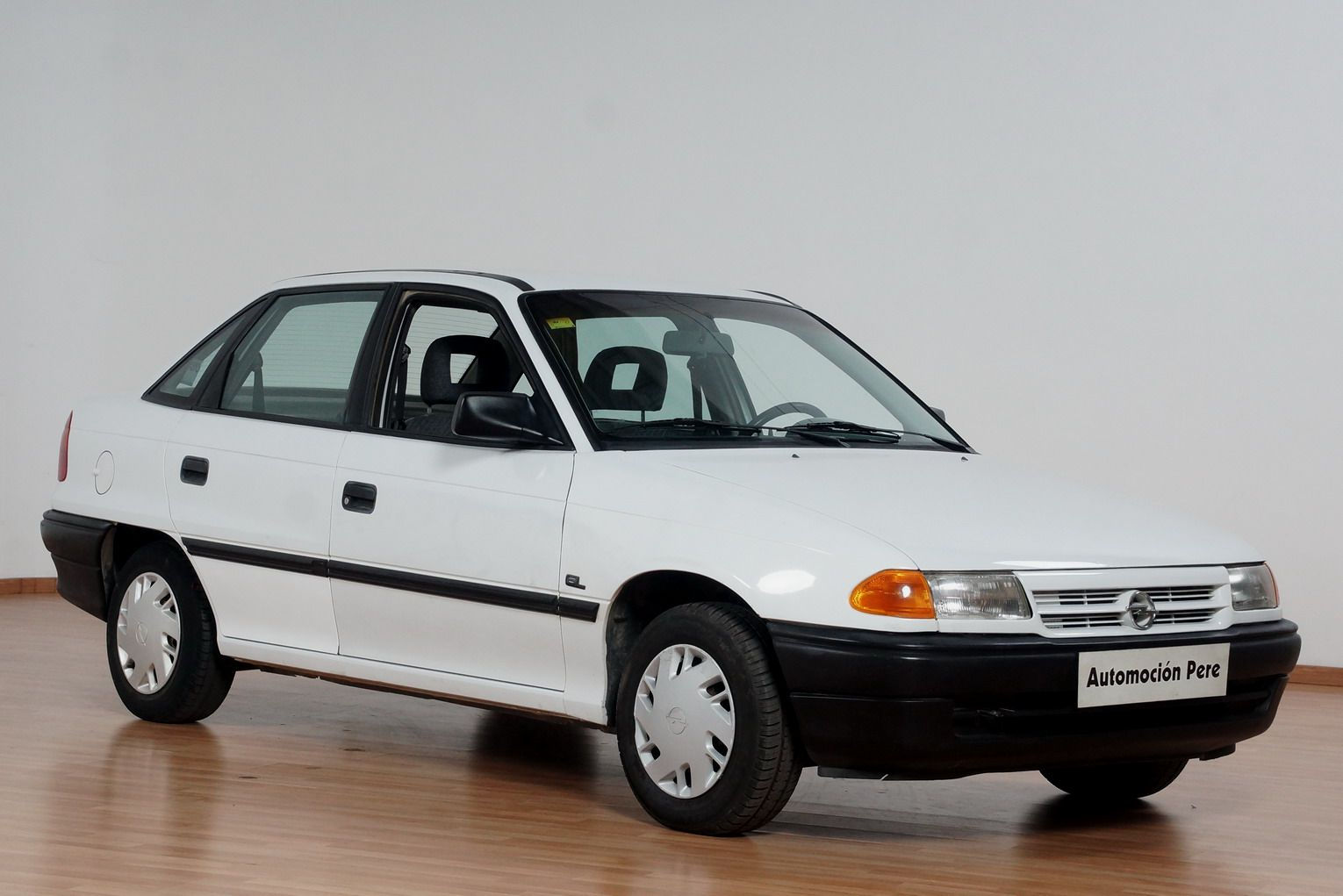 Opel Astra 1.7 GL Diesel (Motor ISUZU)