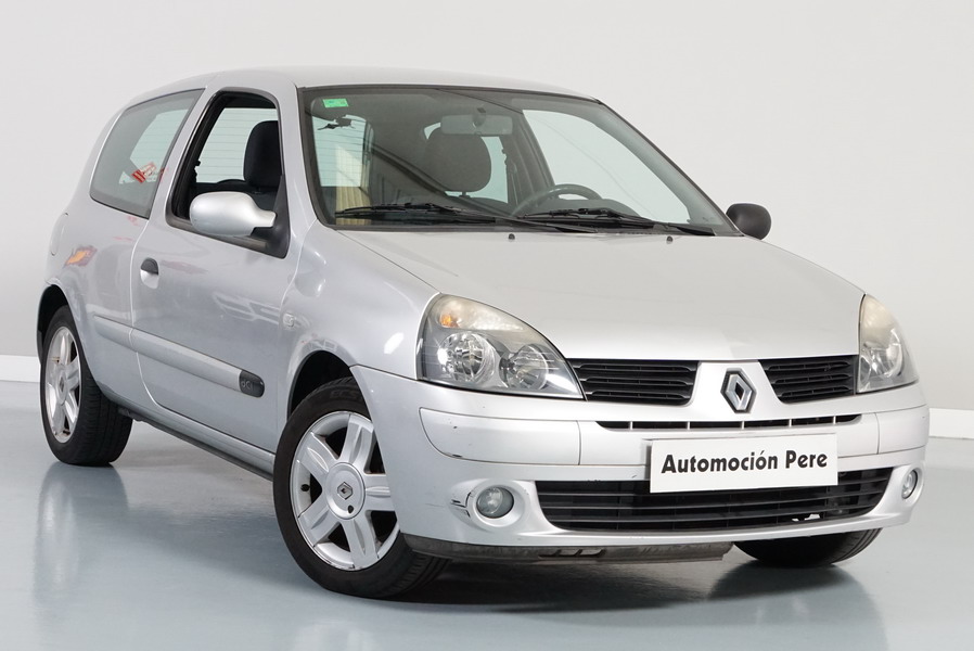 Nueva Recepción: Renault Clio 1.5 dCi 70CV eco Authentique Pack. Pocos Kms. Revisiones Selladas. Garantía 12 Meses.