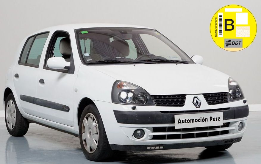 Renault Clio 1.4i Automático Privilege. Único Dueña- Pocos Kms. Equipado! Garantía 12 Meses.