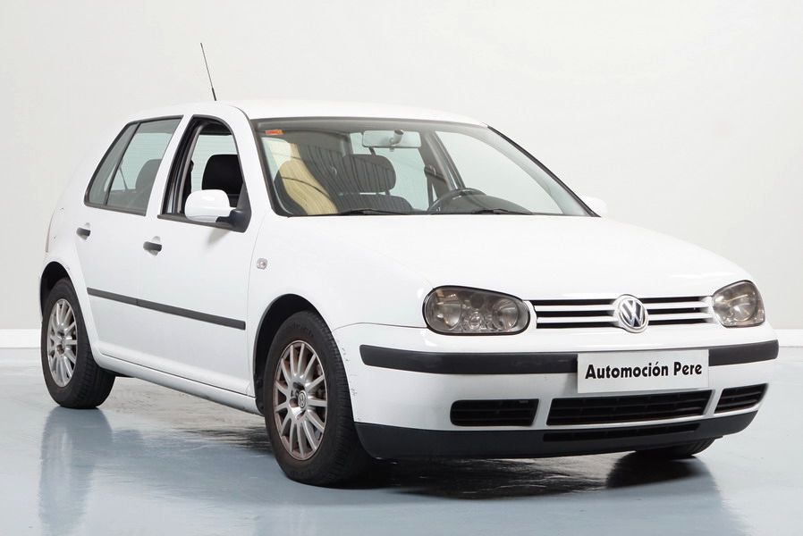 Volkswagen Golf IV 1.9 TDI 90CV Conceptline. Único Propietario. Pocos Kms. Revisiones Oficiales.