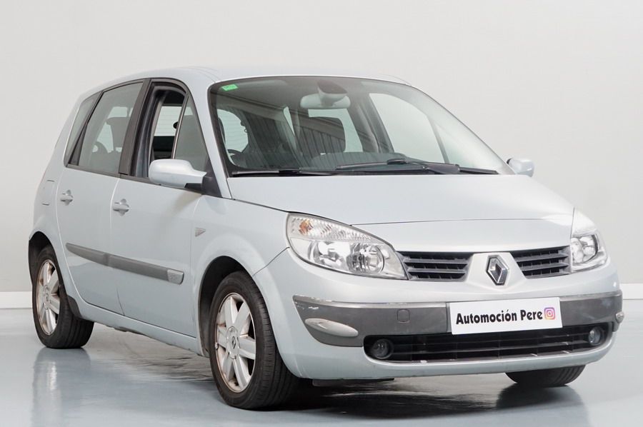 Nueva Recepción: Renault Scenic 1.5 dCi Dynamique Confort. Único Propietario. Solo 49.000 Kms. Impecable!