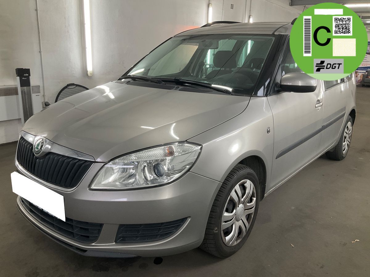 Próximamente: Skoda Roomster 1.2i 75CV Ambition Plus Edition. Mantenimiento Oficial. Equipado!