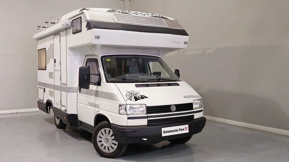 Autocaravana Volkswagen T4 Original Karmann. Impecable. Único Propietario. 4 Plazas.