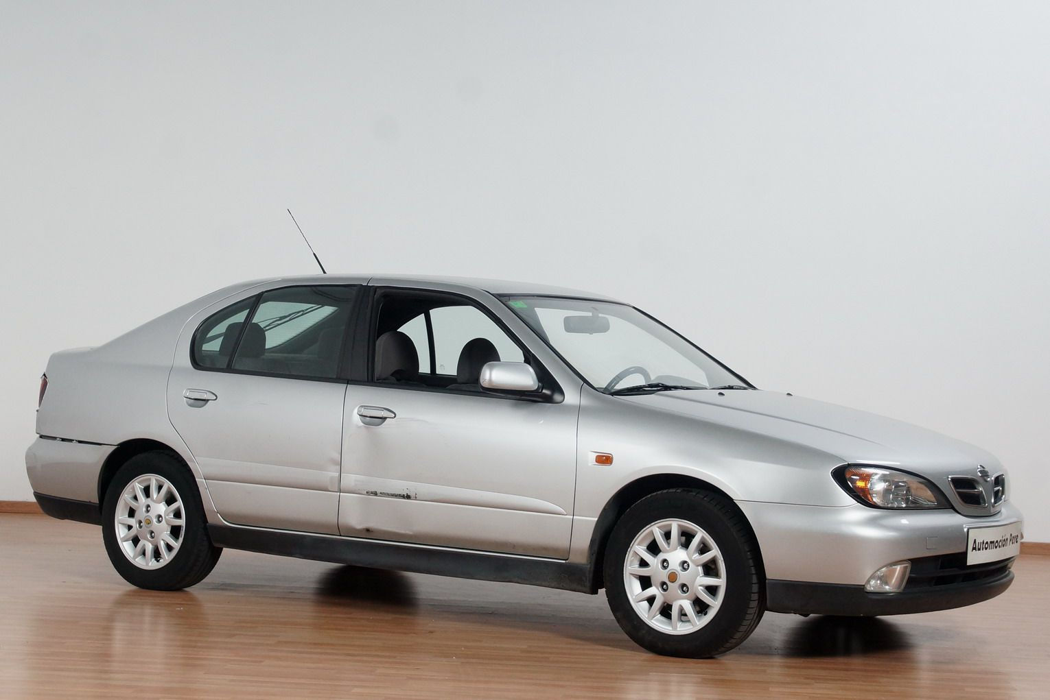 Nissan Primera 2 0 TD 90CV Luxury Automocio Pere