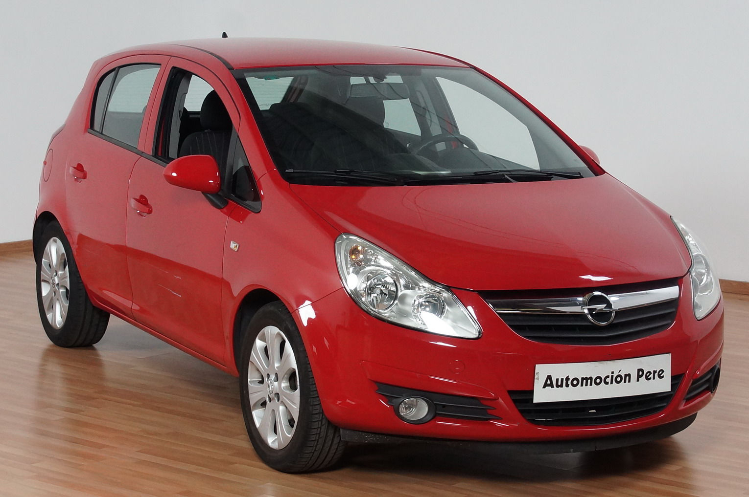 Opel Corsa 1.2i Enjoy. Solo 45.885 Kms.