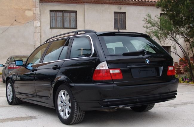 BMW 320dTOURING,150 CV,6 VEL.