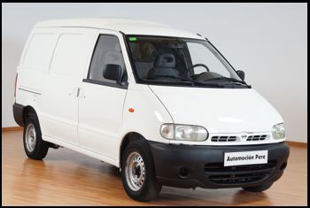 NISSAN VANETTE CARGO FURGON.