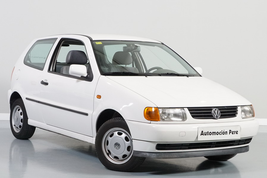 Volkswagen Polo 1.4i. 1 Sola Propietaria. Pocos Kms, Revisado, Económico y con 12 Meses de Garantía.