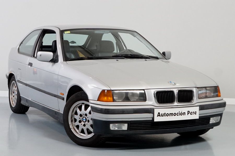 BMW 316i Compac Sport Edition. Económico, Revisado y con Garantía 12 Meses.