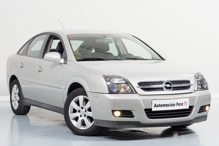 Nueva Recepción: Opel Vectra 1.9 CDTi 120 CV 6 Vel. Único Propietario. Solo 54.000 Kms. Revisiones Selladas.