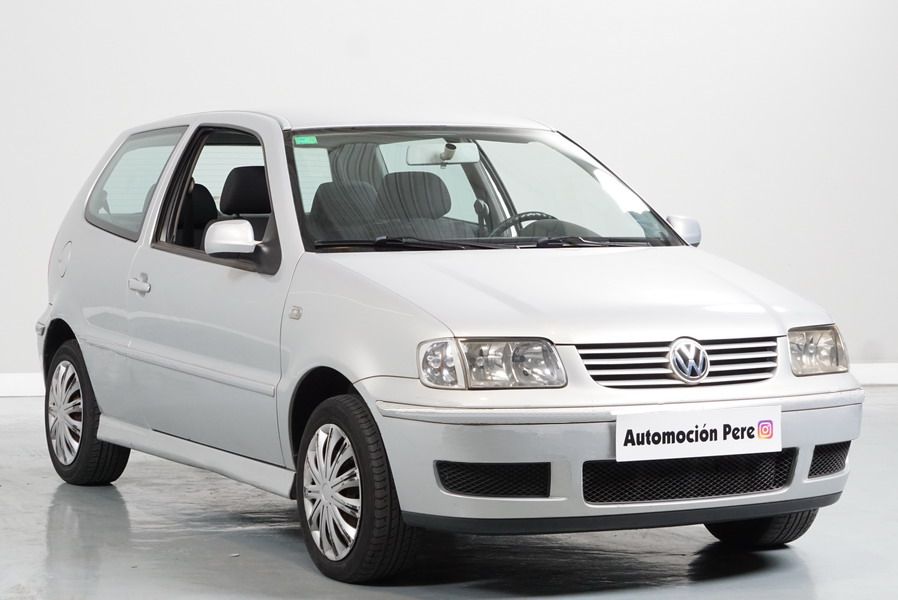 Nueva Recepción: Volkswagen Polo 1.4i 16V Trendline. Pocos Kms. Revisiones Selladas. Económico.