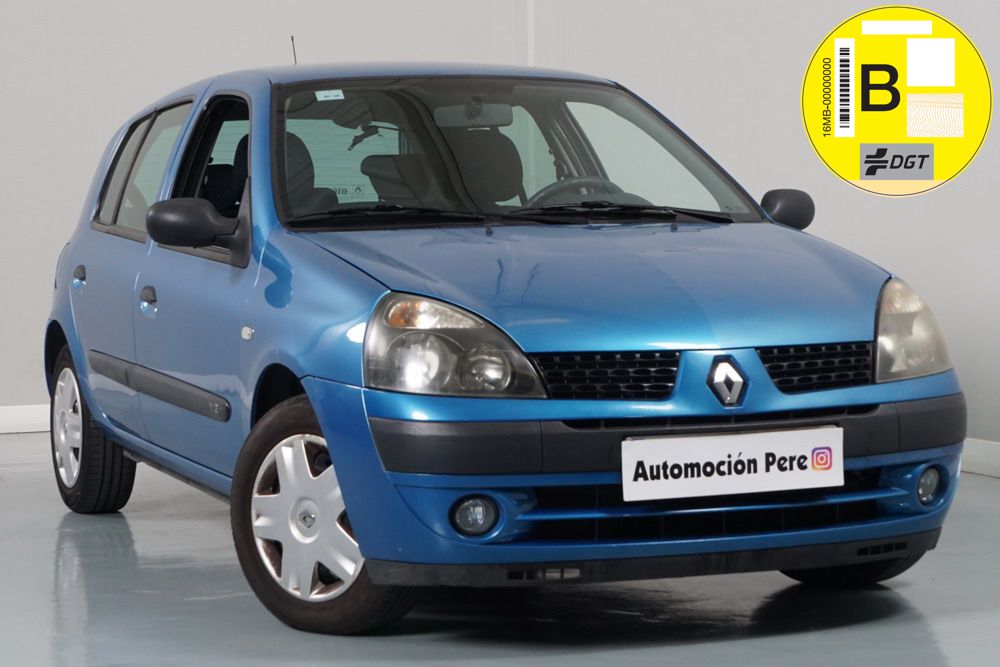 Nueva Recepción: Renault Clio 1.2i 60CV Expressión. Único Propietario. Pocos Kms. Revisiones Selladas.