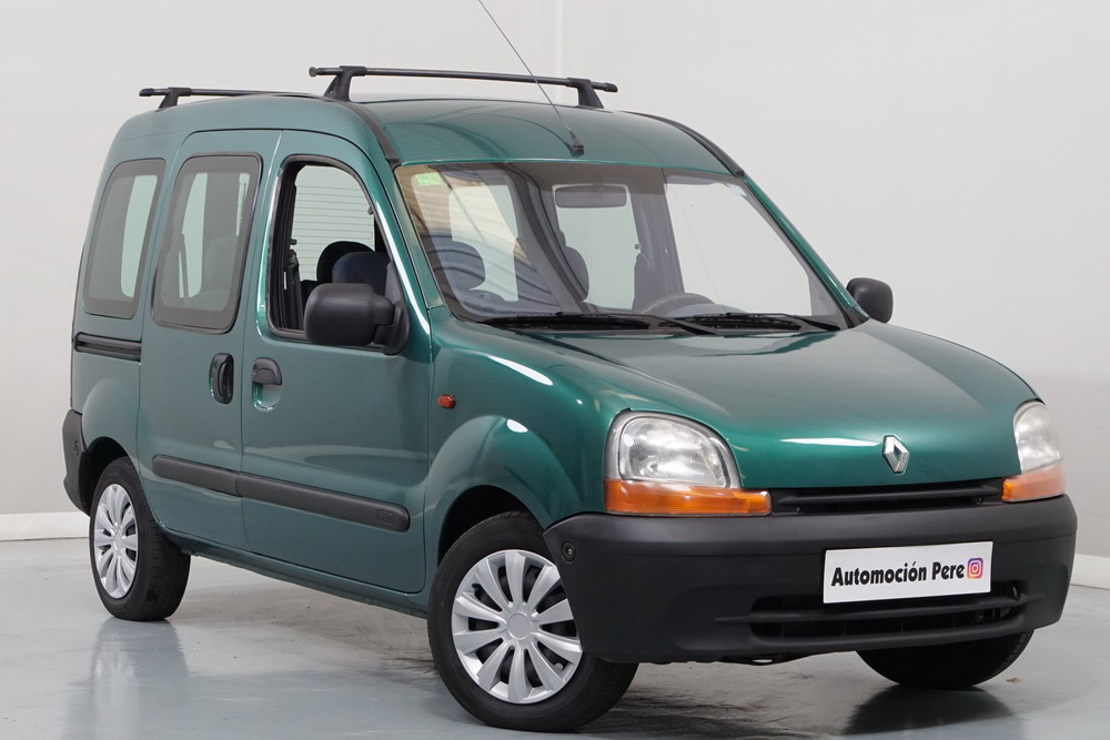 Renault Kangoo 1.9 dTi 80 CV RXE. 5 Plazas. Matriculada como "Turismo"