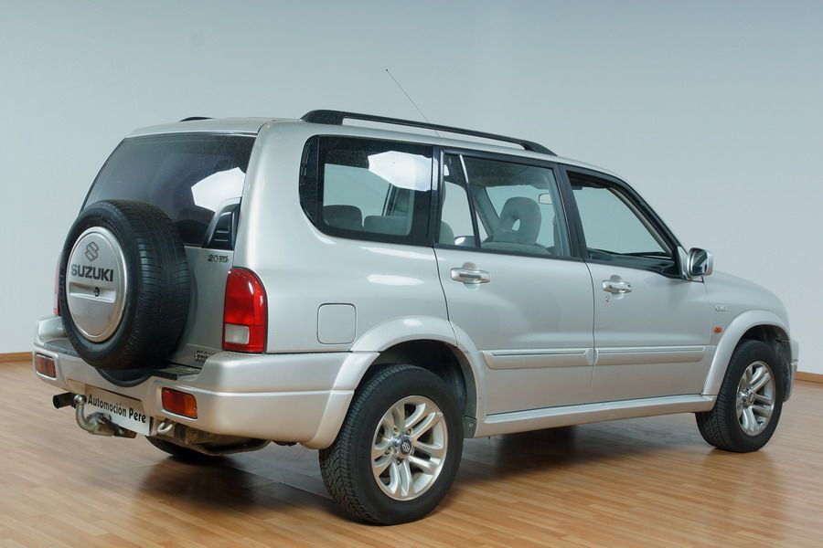 Suzuki grand vitara xl7