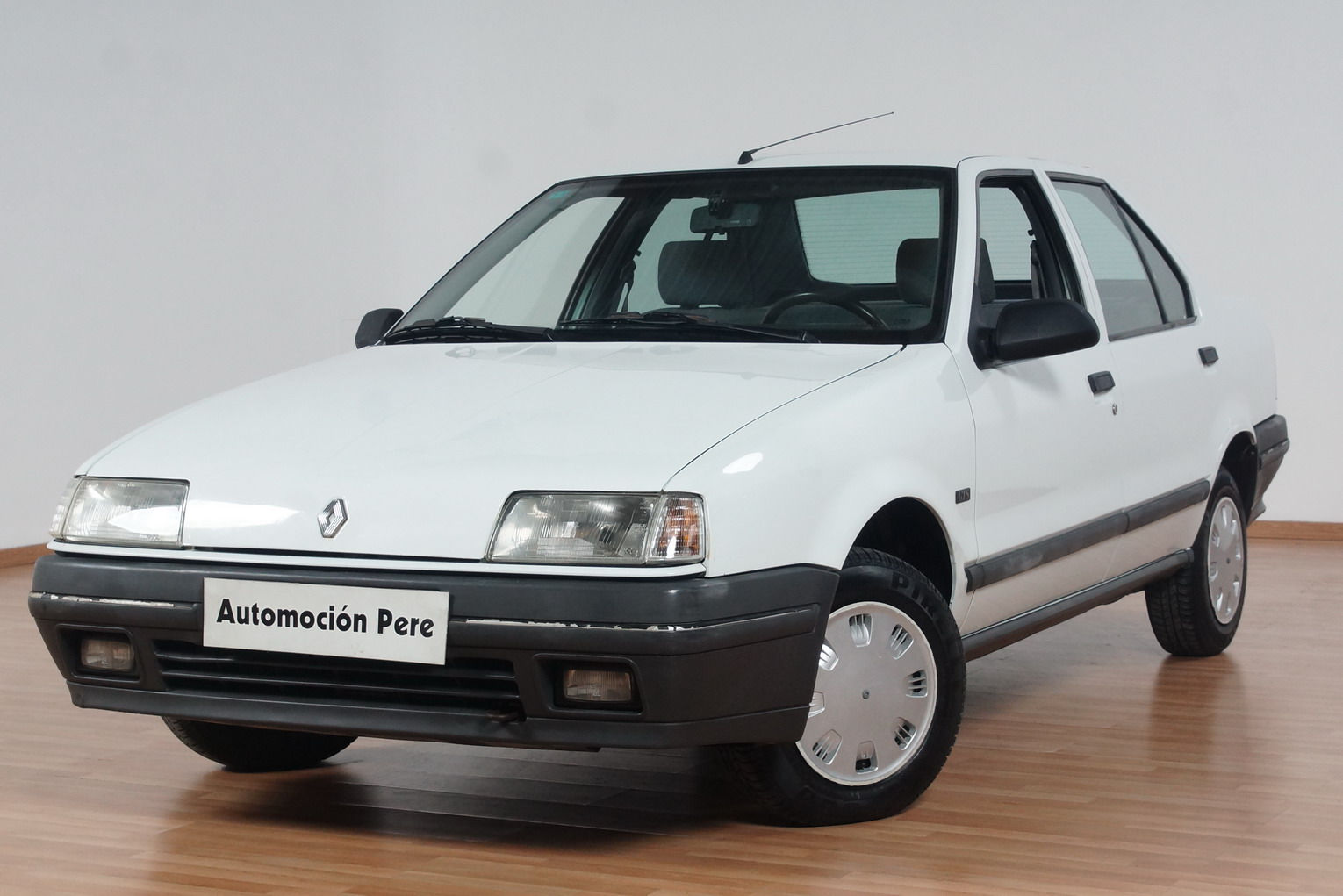 Renault 19 Chamade 1.4 TR. Automocio Pere