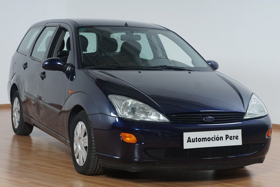 Ford Focus 18 Tddi 90 Cv Familiar Ghia Automocio Pere